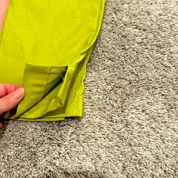 NEW YORK AND COMPANY-size medium pull-up ankle/crop pants set of 4 - Picture 4 of 8